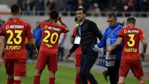 ”A întrecut măsura”. Cine l-a enervat pe Bogdan Argeș Vintilă în timpul meciului cu FC Botoșani