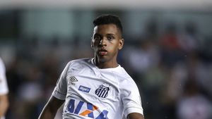 Barcelona, Real și PSG, pe urmele "noului Neymar"! Vine tot de la Santos și are o clauză de reziliere uriașă la doar 17 ani