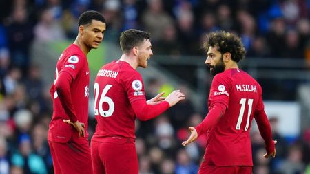 Suporterii lui Liverpool s-au săturat! Fotbalistul transferat pe o sumă imensă în această iarnă, făcut praf după prima lună în tricoul „cormoranilor”: „E absolut inutil! Nu face nimic”