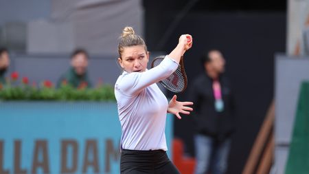 CORESPONDENȚĂ DE LA MADRID. Secretele Simonei Halep: de ce își distruge racordajul chiar înaintea meciului și cât de mult îi influențează performanța aerul respirat de spectatori | VIDEO EXCLUSIV