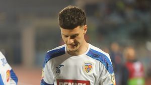 Mircea Lucescu a intervenit în forță în cazul Dennis Man. Ce a văzut selecționerul României la antrenamentul Parmei: „De asta suferă”