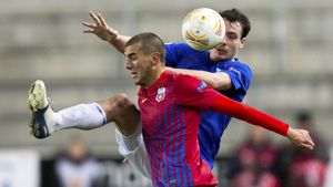 OFICIAL** Scouterii de la Molde - Steaua s-au decis: el va fi noul "cormoran"! A plecat la Liverpool să facă vizita medicală