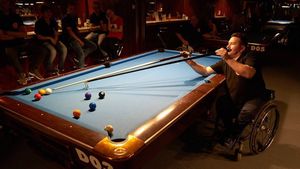 Tacurile pe poziții! S-au deschis înscrierile la Competiția Națională de Biliard în Scaun Rulant!