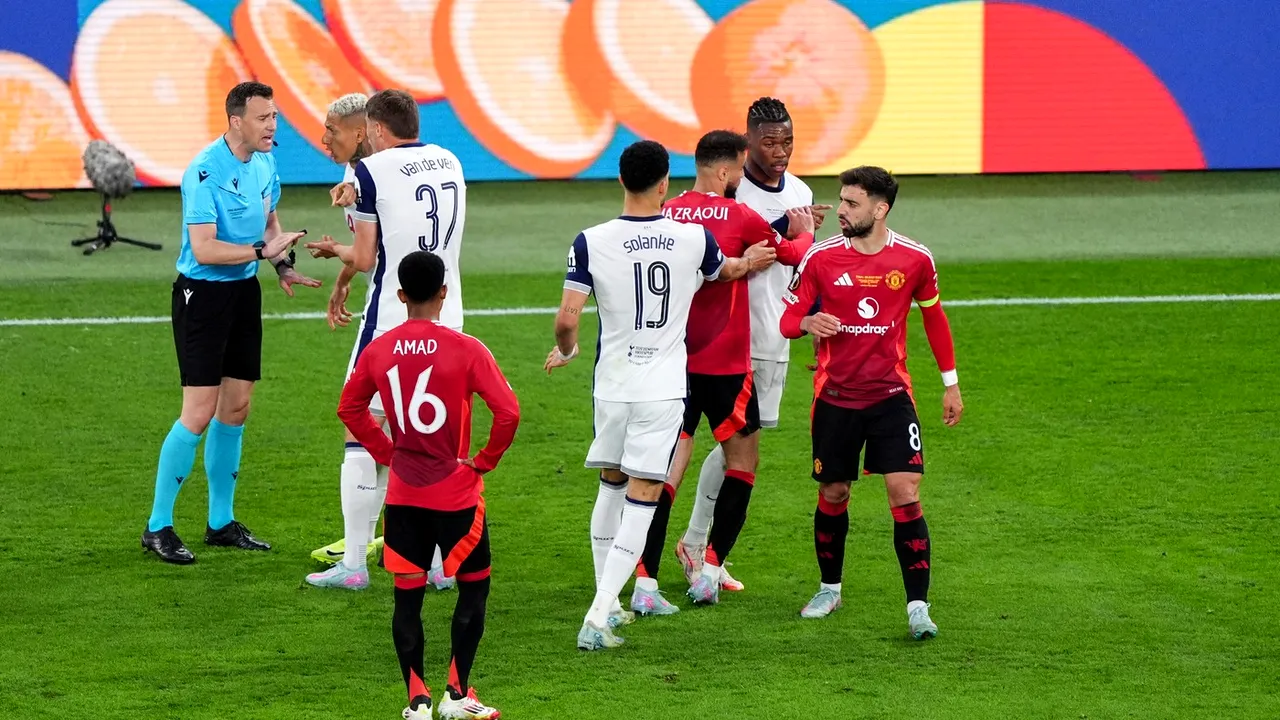 Englezii le-au distrus pe Tottenham și pe Manchester United: „Cea mai proastă finală din istorie”