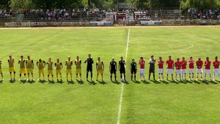 Ovidiu Burcă, debut cu dreptul pe banca lui Dinamo. „Câinii” au reușit prima victorie din amicale | VIDEO
