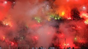 EXCLUSIV | Arbitrul român care a trăit pe pielea lui un meci jucat în timpul războiului: "Se trăgea cu armamentul din dotare"