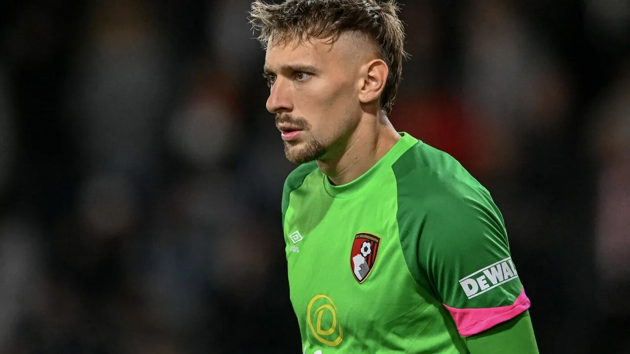 Ionuț Radu debutează în Premier League! Anunțul antrenorului de la Bournemouth