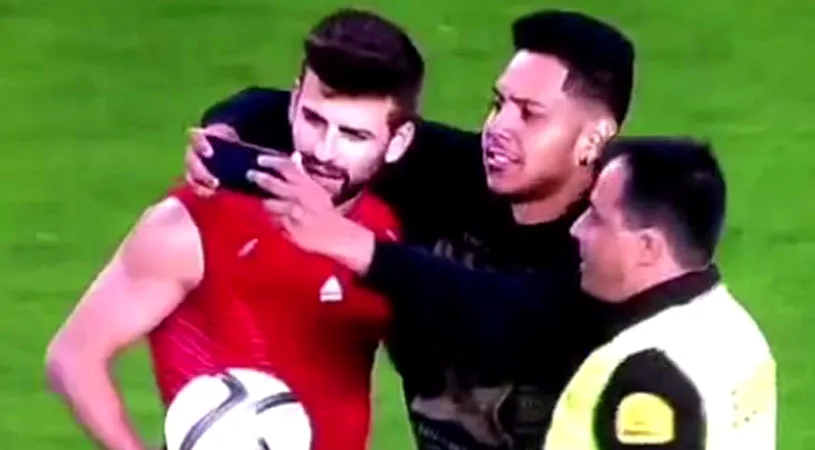 Un fan a intrat pe teren și și-a făcut un selfie cu Pique la finalul meciului Spania-Luxemburg