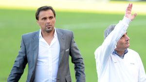 Basarab Panduru, uluit de calitățile unui fotbalist de la CFR Cluj: „Are ceva ce nu prea vezi la români! Și poate să mai crească”