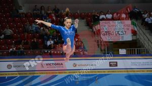 "O felicit pe Larisa pentru argint, așteptăm finalele pe aparate". Președintele Federației de Gimnastică crede că în jurul lui Iordache se va crea o mare echipă