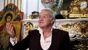 Gigi Becali, apărat de Leo Strizu pentru intervențiile pe care le are la FCSB: „Cine muncește, greșește! Gigi muncește la echipă, a greșit schimbările!” | VIDEO EXCLUSIV ProSport Live