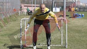 "Zombi" Borjan, la un pas de Napoli. Rafa Benitez l-a sunat pe fostul jucător al Vasluiului să-l cheme în Italia: "Sunt onorat și pregătit pentru provocare"