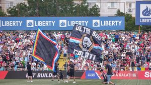 Aroganța supremă sau o „mână criminală”? Ce s-a putut auzi la stația de amplificare înainte de Oțelul Galați - FCSB i-a lăsat cu gura căscată pe toți spectatorii