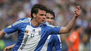 "Iliev vrea să pună umărul la acest proiect,** a zis că renunță la o parte din salariu că e băiat valabil" De ce nu poate reveni totuși bulgarul la Universitatea