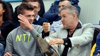 Gigi Becali l-a urcat pe Florin Tănase în avion și i-a tăiat bonusul de 25.000 de euro pe meci: „I-am lăsat 300.000 de euro la calificarea în orice grupă”