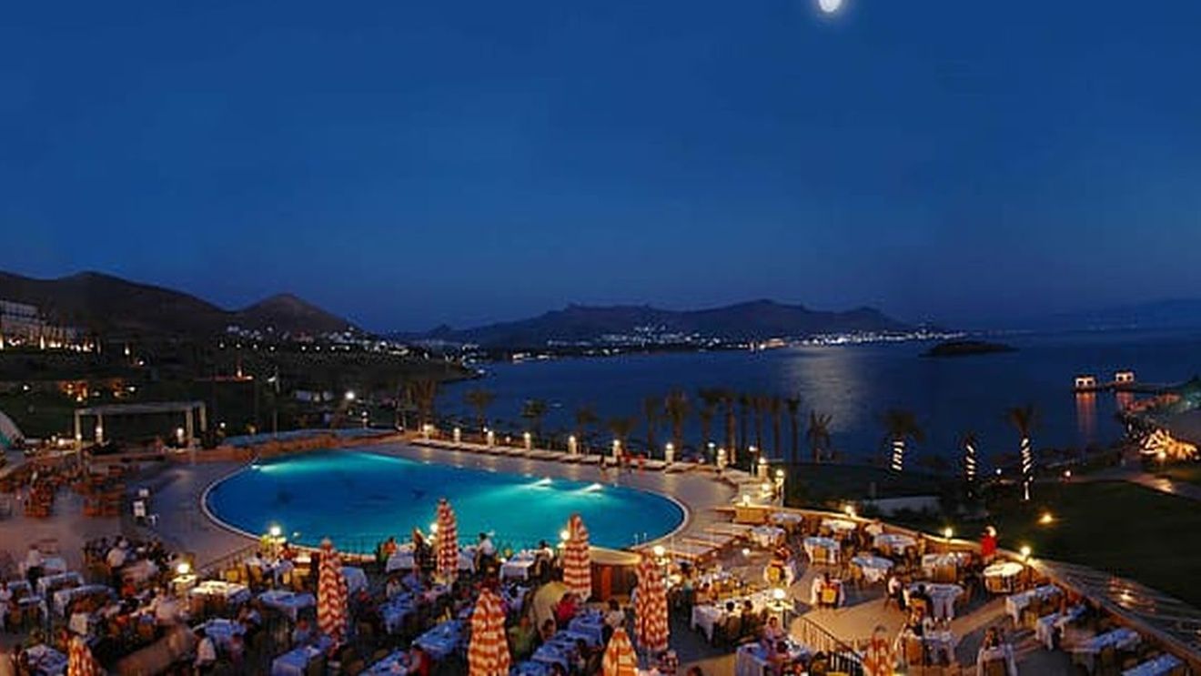 (P) Care sunt avantajele imediate ale unui last minute în Turcia?