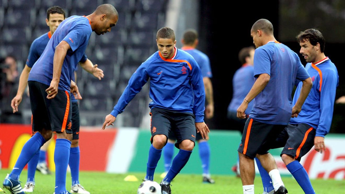 O mie de fani olandezi la antrenamentul "Portocalei mecanice"