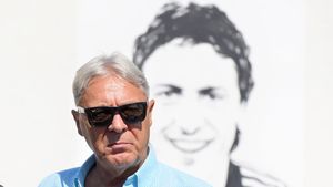 Lui Sorin Cârţu i-a trezit nostalgii faza senzaţională creată de Markovic: „Eu am marcat aşa, toţi au crezut că am şutat din spatele porţii!”