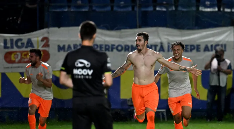 Jucătorii Metaloglobusului, în culmea fericirii după promovare! Junior Morais, cu gândul la SuperLiga: ”De când am venit, am simțit că putem urca în Liga 1. Am semnat că mi se prelungește automat contractul dacă reușim.” George Gavrilaș, mesaj pentru viitoarele adversare