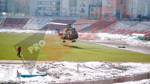 FOTO** Elicopterul, soluția de avarie în Ștefan cel Mare