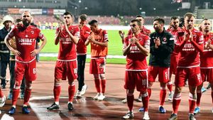 OFICIAL | Dinamo s-a mai despărțit de un jucător! Transferul care întărește o rivală la play-off