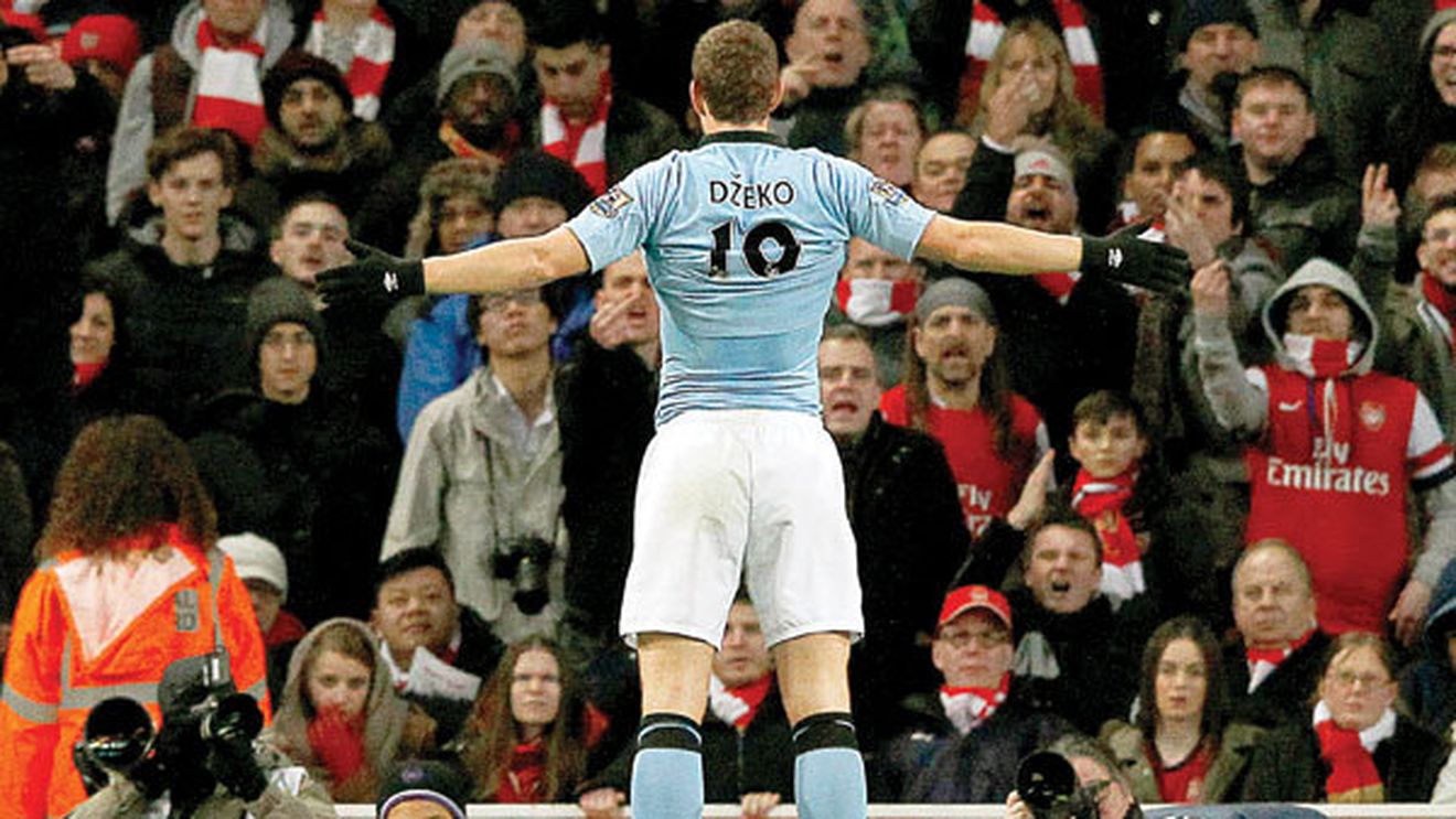 Bomba le-a pus-o Dzeko!** Derby-ul dintre Arsenal și City, pus în pericol de un pachet suspect. 'Cetățenii' câștigă pentru prima data în 38 de ani la Londra