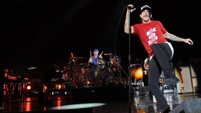 Red Hot Chili Peppers vor cânta de Revelion pentru Abramovic în insula St. Barts din Caraibe