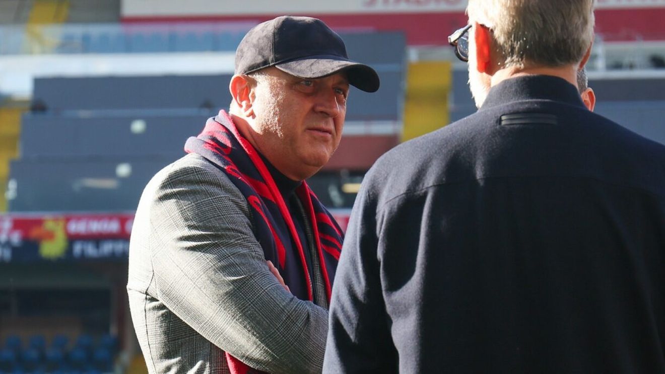 Dan Șucu e mai implicat ca oricând. S-a dus la antrenamentul echipei