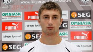 Târgu Mureș profită de haosul de la Sportul!** Cazan a ajuns sub comanda lui Sabău