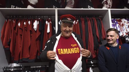 Rică Răducanu povestește cum a băut bere cu legendarul Pele: „Ricardo, como estas? Copacabana, gagici”