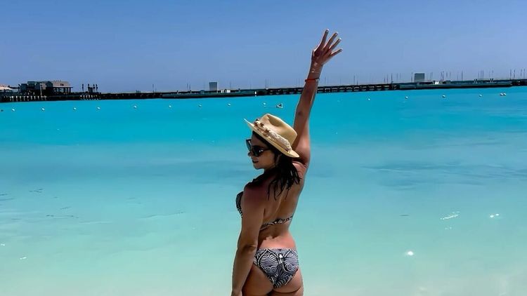 Campioana olimpică Monica Roşu, în costum de baie la 39 de ani! Imagini din vacanța fostei gimnaste