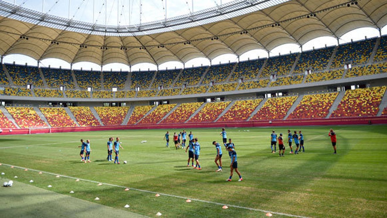 Antrenorul lui Spartak Trnava a încurcat borcanele:** "Steaua e un gigant, are 32 de titluri!" :) National Arena îl am sperie: "N-am mai jucat pe o asemenea arenă"