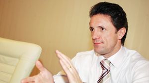 Gică Popescu: "CFR și Steaua pot trece de grupe! S-au mai văzut surprize în Ligă!"