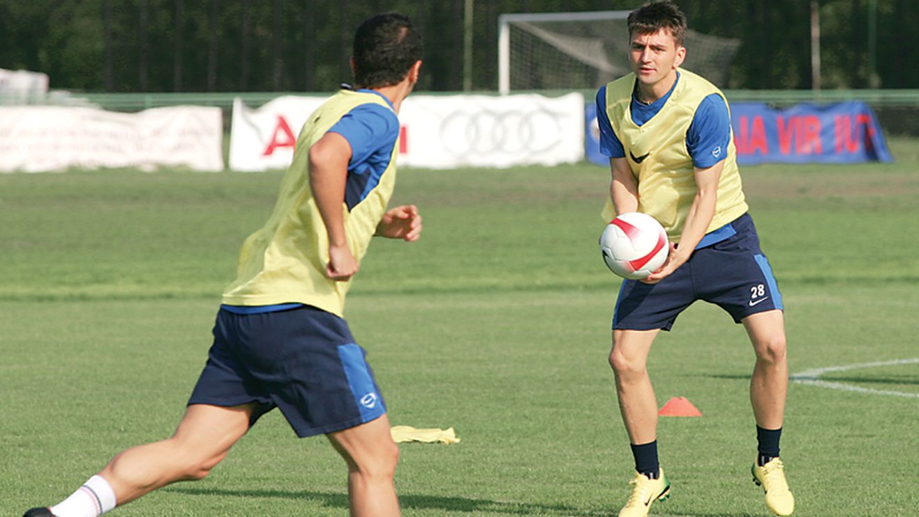 Ionescu, Cernea, Surdu și Neagoe spre "Steluța"