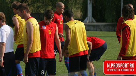 Bourceanu și Tănase au dat-o la pace!** Ce i-a spus "Gattuso" lui "Dodel" după ce era să-l BATĂ‚ în cantonamentul naționalei