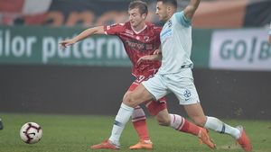 "Marele Derby", o glumă nereușită! Dinamo - FCSB 1-1, după un meci inestetic disputat pe o bucată de pământ bătătorit. Gnohere, "groparul" vicecampioanei
