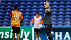 Noua senzație a Ligii Campionilor le dă IGNORE celor de la Tottenham și Chelsea:** "Cine nu și-ar dori să joace acolo?" Perla lui Lucescu vrea să plece