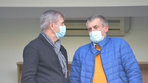 Cel mai modest patron din Superliga: „Merg cu metroul, autobuzul și tramvaiul în București” | VIDEO EXCLUSIV ProSport Live