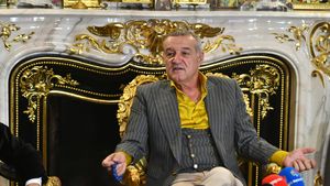 Ce scuză i-a găsit Gigi Becali milionarului care își pusese onoarea la bătaie că nu îi va vinde fotbalistul și care apoi a acceptat oferta FCSB fără să ezite