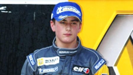 Sechelariu uimește întreaga lume: câștigă în Singapore, la doar 16 ani