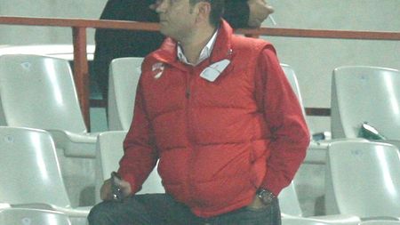 Bonetti pe făraș** 'Stilul lui nu merge la Dinamo!** Rednic era diabolic,a luat titlul cu 12 inși'