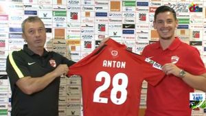Dinamo și-a prezentat ultima achiziție! "Va fi un jucător de bază!" Anton: "Sincer, din exterior nu mi se părea că Dinamo are prea multă calitate"