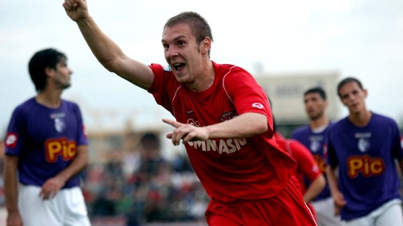 Cosmin Moți a anunțat cine ar trebui să o preia pe Dinamo: „Sper, pentru că el a avut performanţe". Cum vede fundașul lui Ludogorets situația „câinilor”: „Pe noi ne injurau dacă nu ne băteam la titlu!”