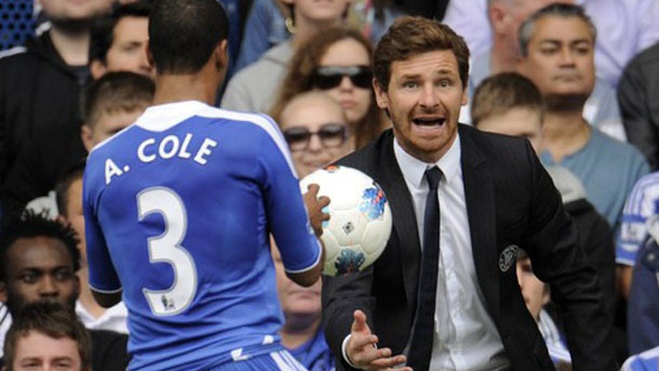 Motivul ULUITOR pentru care Villas-Boas a schimbat echipa la Napoli! ** Antrenorul a fost făcut praf înainte de meci: ** "Cu tactica ta n-o să câștigăm nimic!"