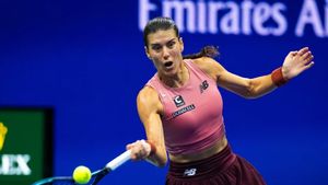 Zi cu ghinion pentru Sorana Cîrstea! Românca a ratat calificarea în finala turneului demonstrativ de la Abu Dhabi