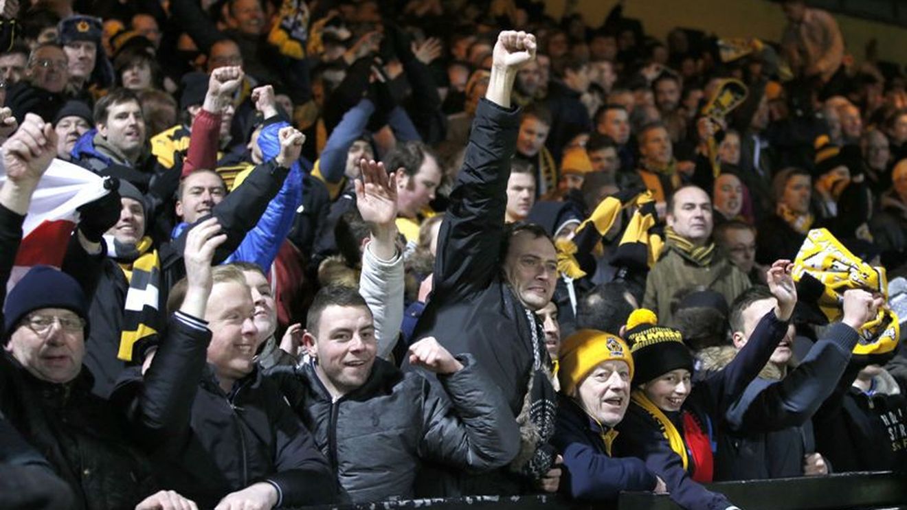 Cum să îți dublezi încasările anuale după un singur meci. Cambridge United și-a asigurat peste două milioane de euro prin remiza obținută cu Manchester United