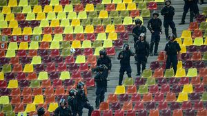 Peste 500 de jandarmi asigură măsurile de ordine la meciul Steaua-Astra