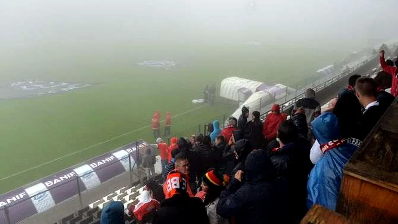FOTO  | Meciul Uniao Madeira - Benfica Lisabona, amânat din cauza ceții