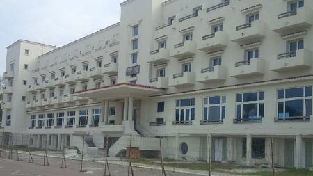 Răsturnare de situație cu Rex, fostul hotel de 5 stele, pe care Gigi Becali l-a pierdut la licitație deși oferise 10.000.000 de euro! Ce se întâmplă acum cu „perla” litoralului