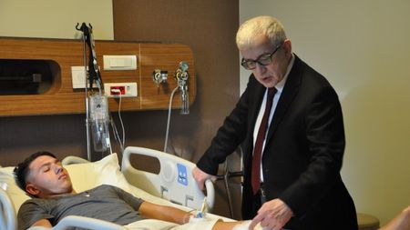 Răzvan Burleanu, mesaj emoționant pentru Moldoveanu, tânărul dinamovist care va lipsi șase luni de pe teren: "Tricoul echipelor naționale te așteaptă"